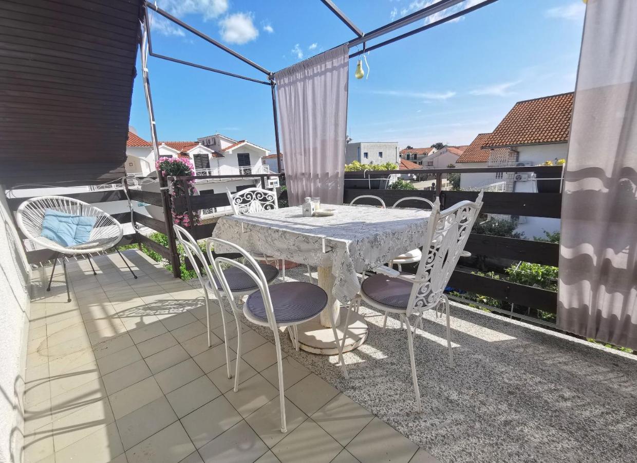Apartments Marijana Vodice Exterior photo